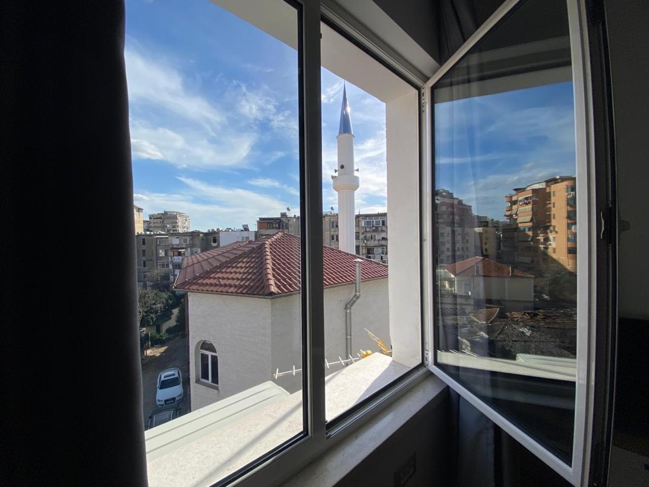 Tirana Elegant Apartment Exteriör bild